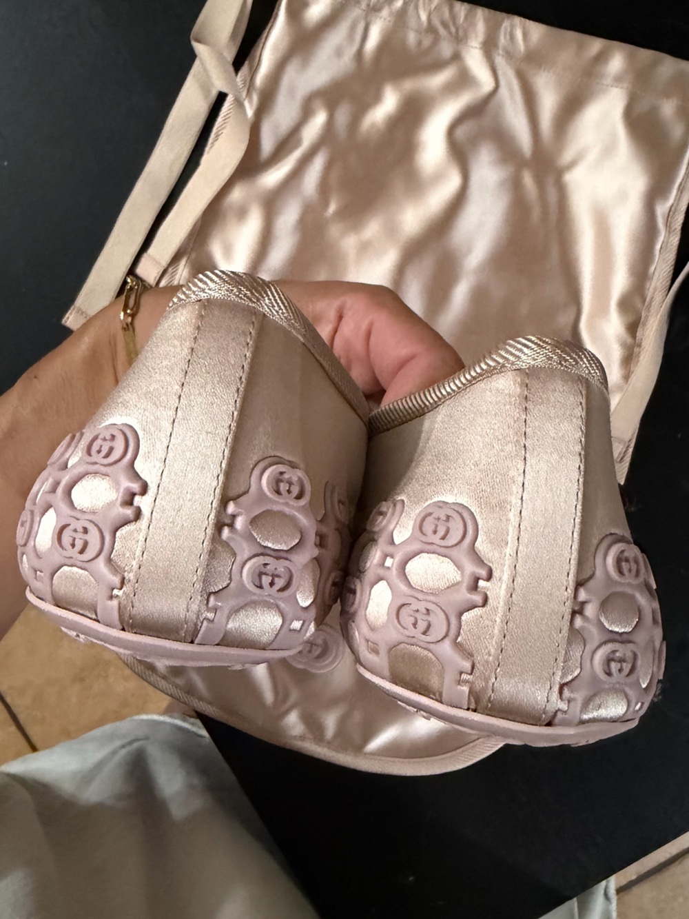 Gucci | BRAND NEW! Satin Ballet Flats Size: 39 - Picture 5 of 8